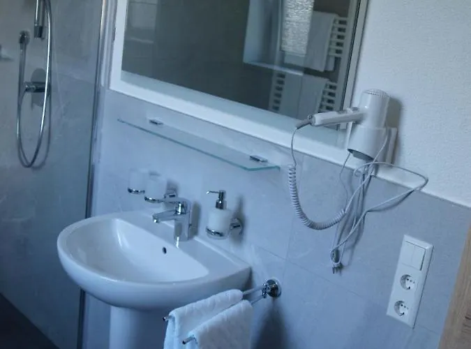 Anker Garni Hotell *